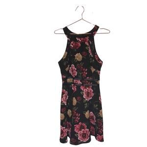 BCX Women’s 13 Juniors Black Floral sleeveless Dress